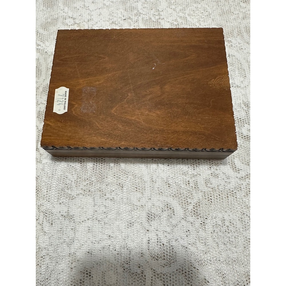 Vintage Wooden Keepsake Box Carved Playing Card Suits Organizer Hinged‎ Lid - Picture 3 of 6